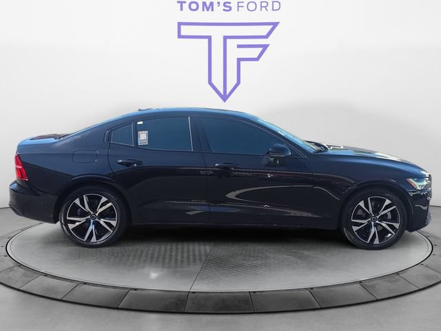 Used 2024 Volvo S60 B5 Plus AWD/4WD image 6