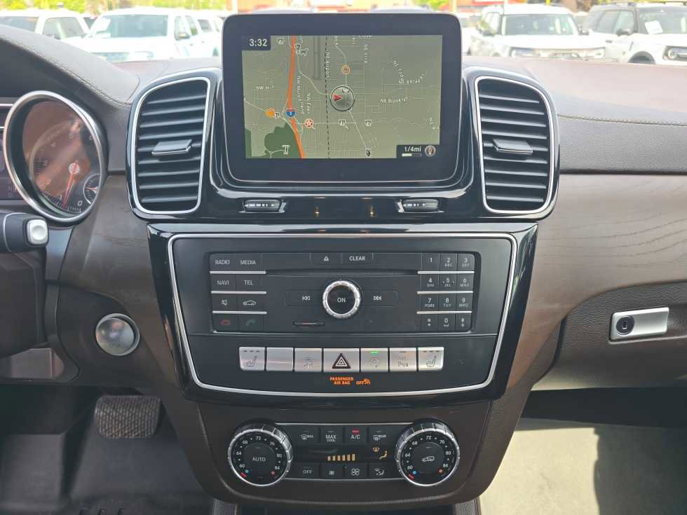 Used 2019 Mercedes-Benz GLS 450 4MATIC image 12