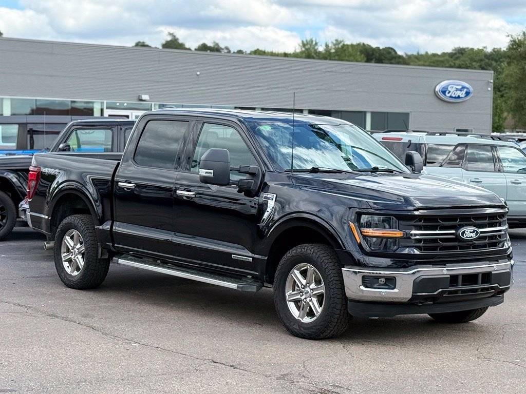 Certified 2024 Ford F150 XLT w/ Equipment Group 302A MID AWD/4WD image 31