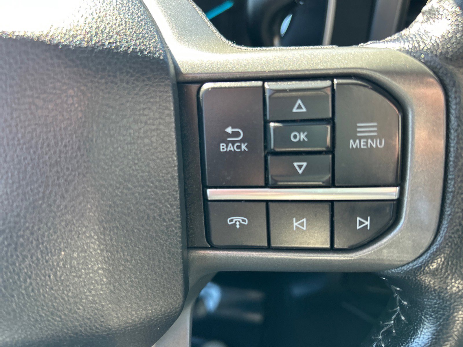 Certified 2022 Ford F150 XLT w/ Equipment Group 302A High image 25