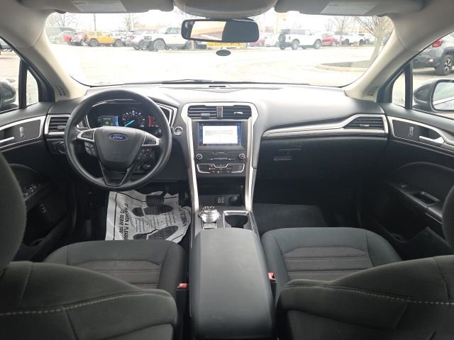 Certified 2019 Ford Fusion SE image 15