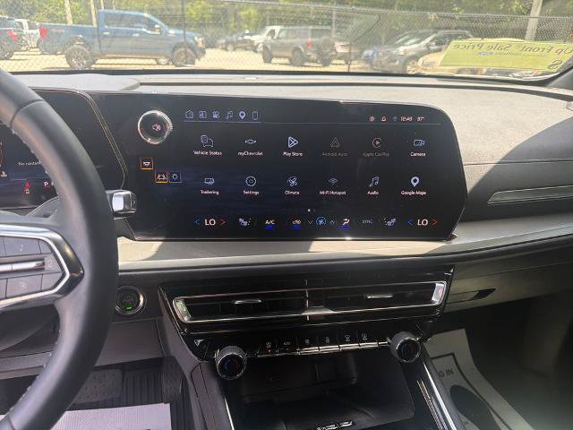 Used 2026 Chevrolet Traverse LT w/ Midnight/Sport Edition FWD image 22