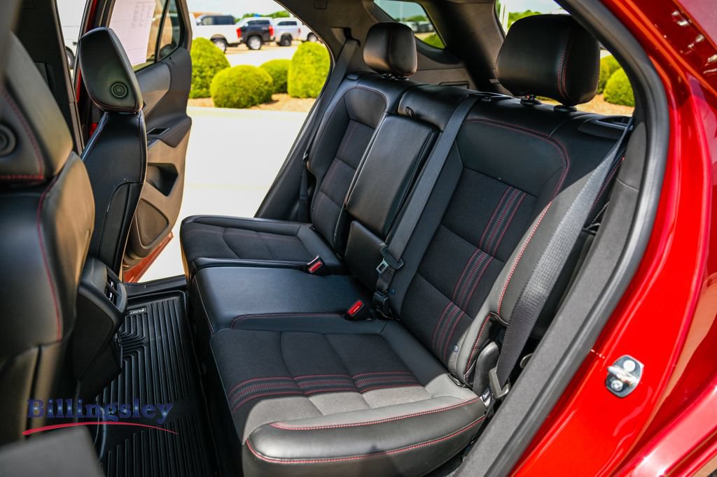 Used 2023 Chevrolet Equinox RS FWD image 11