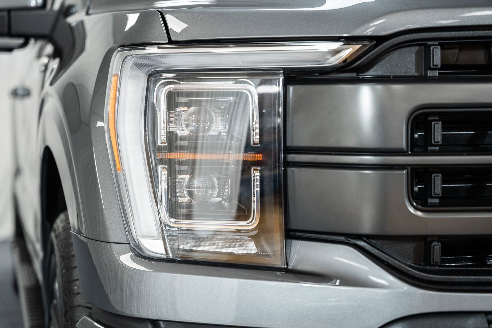 Certified 2023 Ford F150 Lariat w/ Equipment Group 502A High image 15