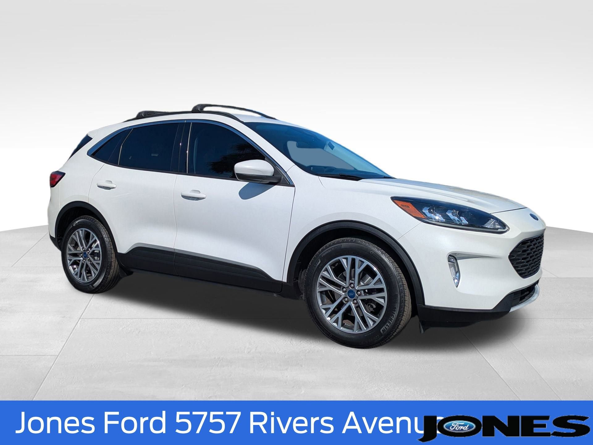 Certified 2022 Ford Escape SEL w/ Technology Package image 3