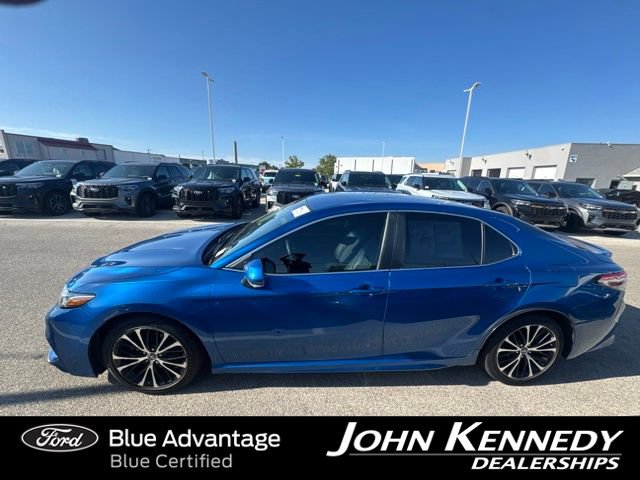 Used 2018 Toyota Camry SE w/ Convenience Package FWD image 6