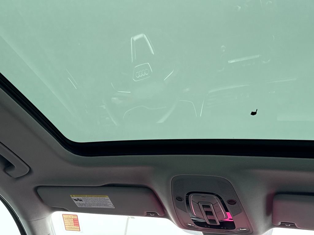 Used 2022 Audi Q5 2.0T Premium Plus w/ Premium Plus Package image 12