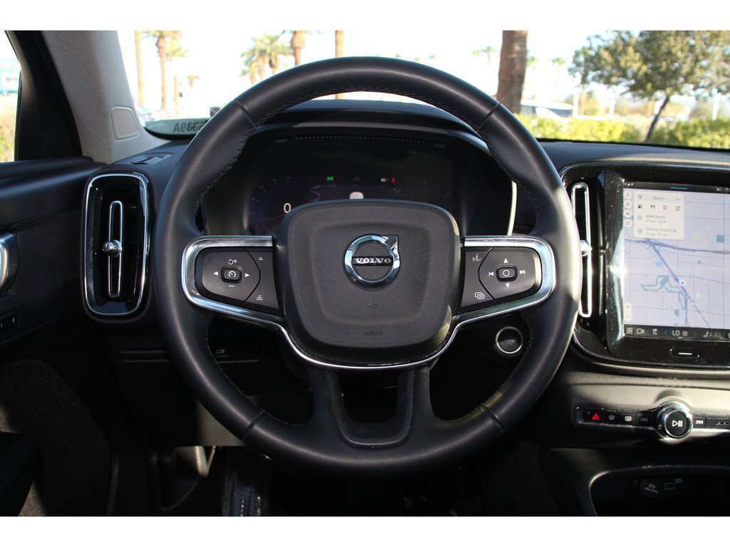 Used 2023 Volvo XC40 B5 Plus w/ Driver Assist Package image 11