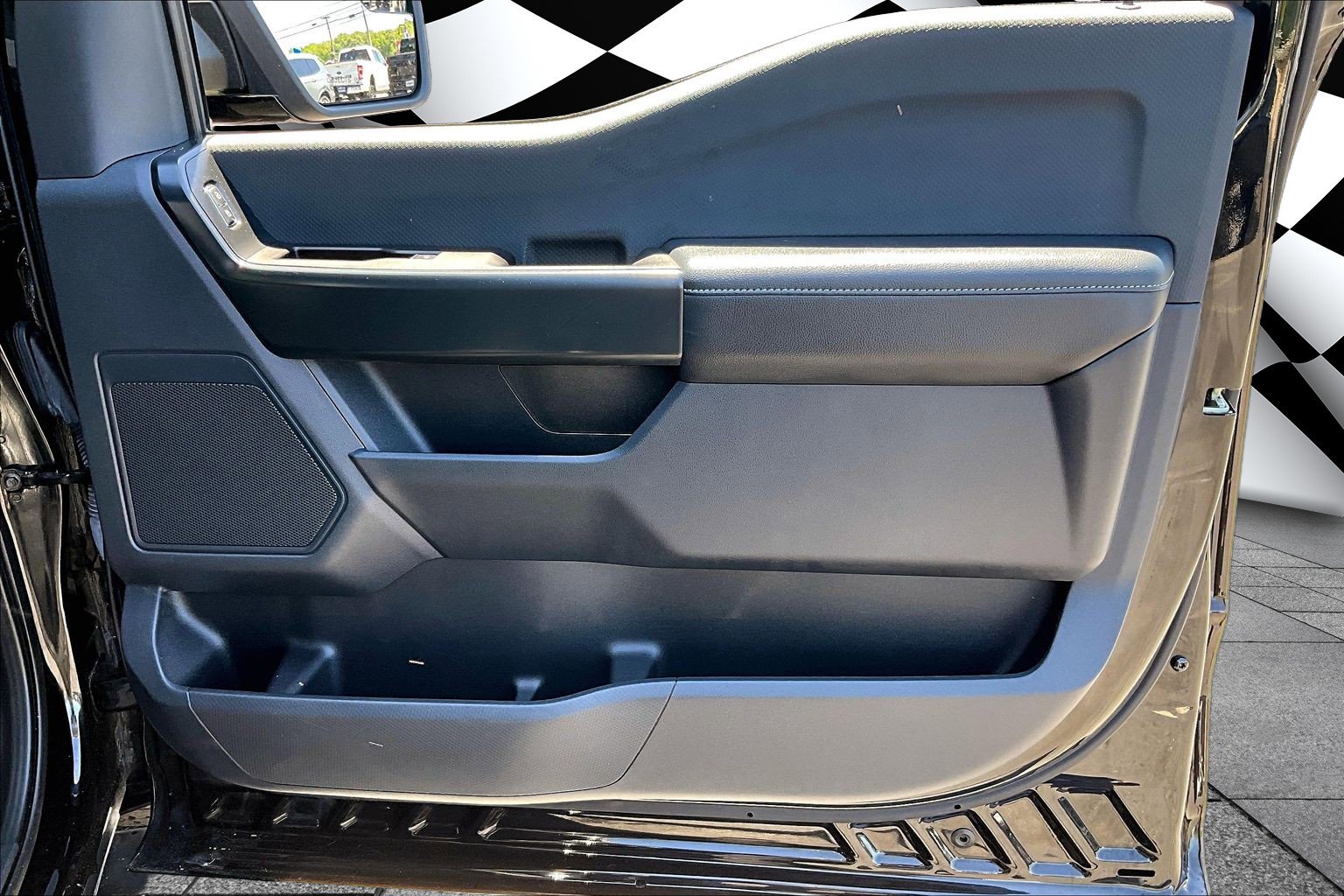 Certified 2022 Ford F150 XL w/ STX Appearance Package AWD/4WD image 19