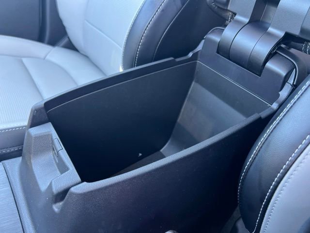 Certified 2023 Ford Escape Platinum AWD/4WD image 17