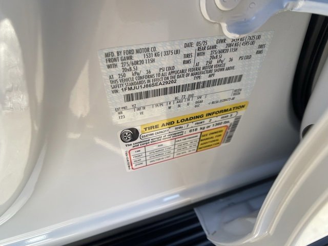 Certified 2025 Ford Expedition Active image 51