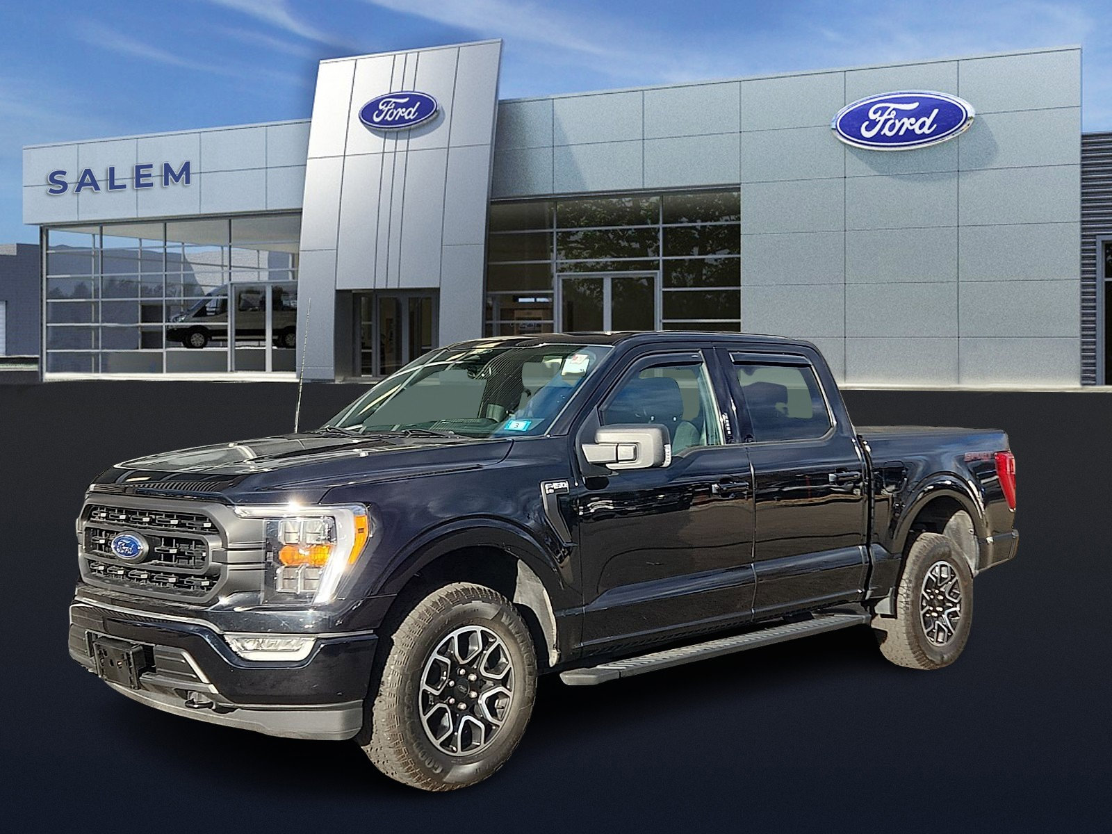 Certified 2022 Ford F150 XLT w/ Equipment Group 302A High image 7