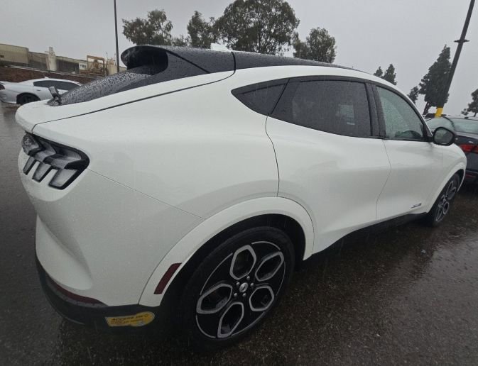 Certified 2021 Ford Mustang Mach-E GT image 3