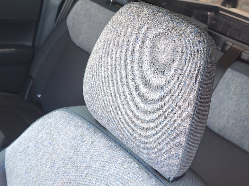 Certified 2025 Ford Maverick XLT FWD image 14