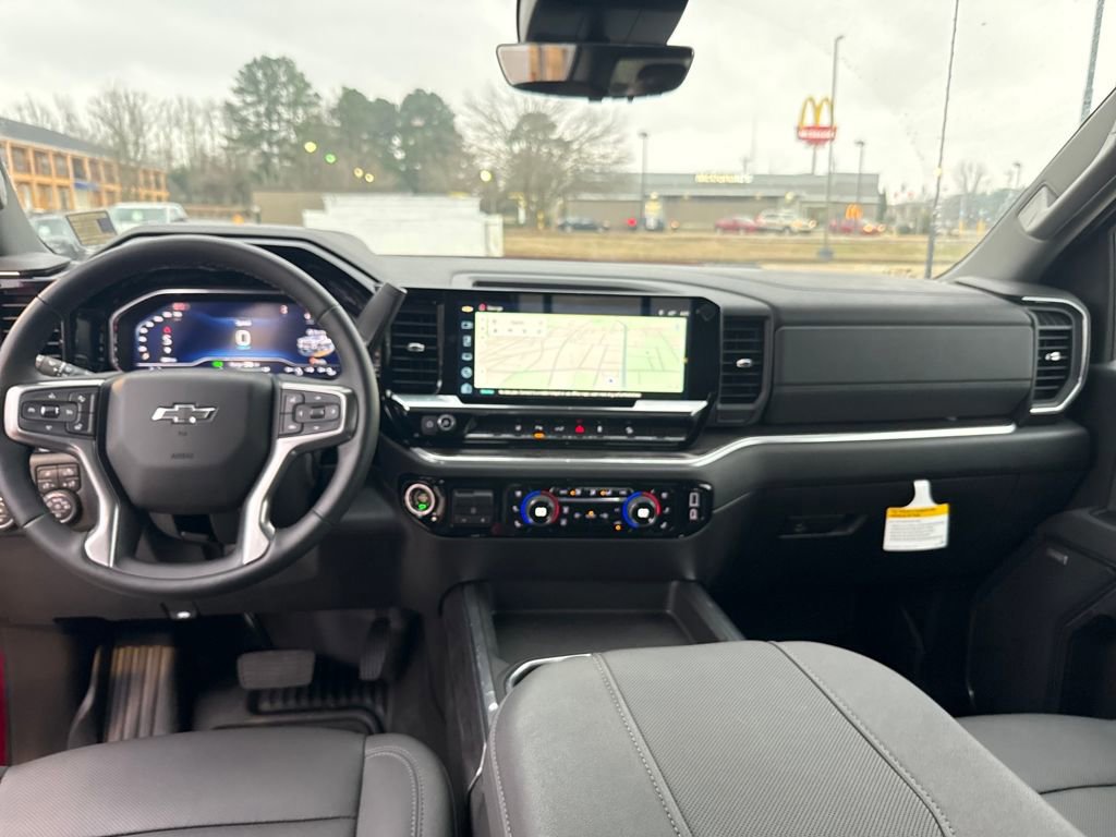 Used 2025 Chevrolet Silverado 2500 LTZ w/ LTZ Plus Package image 18