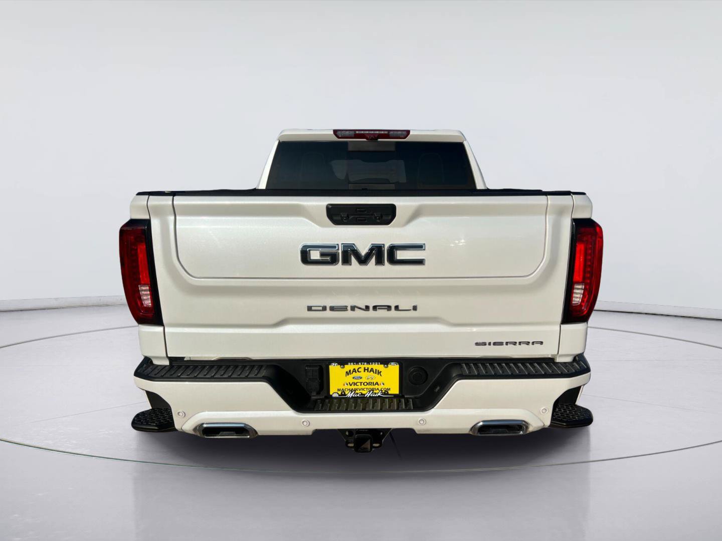 Used 2024 GMC Sierra 1500 Denali Ultimate AWD/4WD image 4