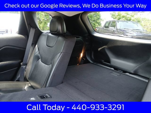 Used 2019 Jeep Cherokee Limited AWD/4WD image 37
