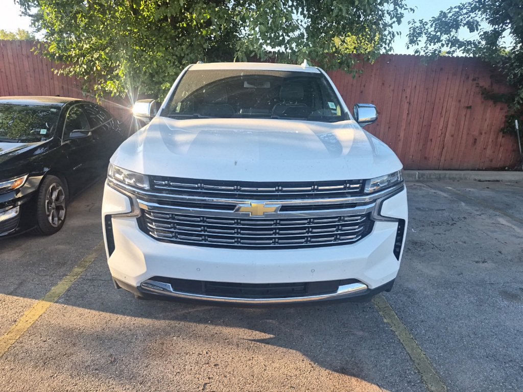 Used 2024 Chevrolet Suburban Premier RWD image 23