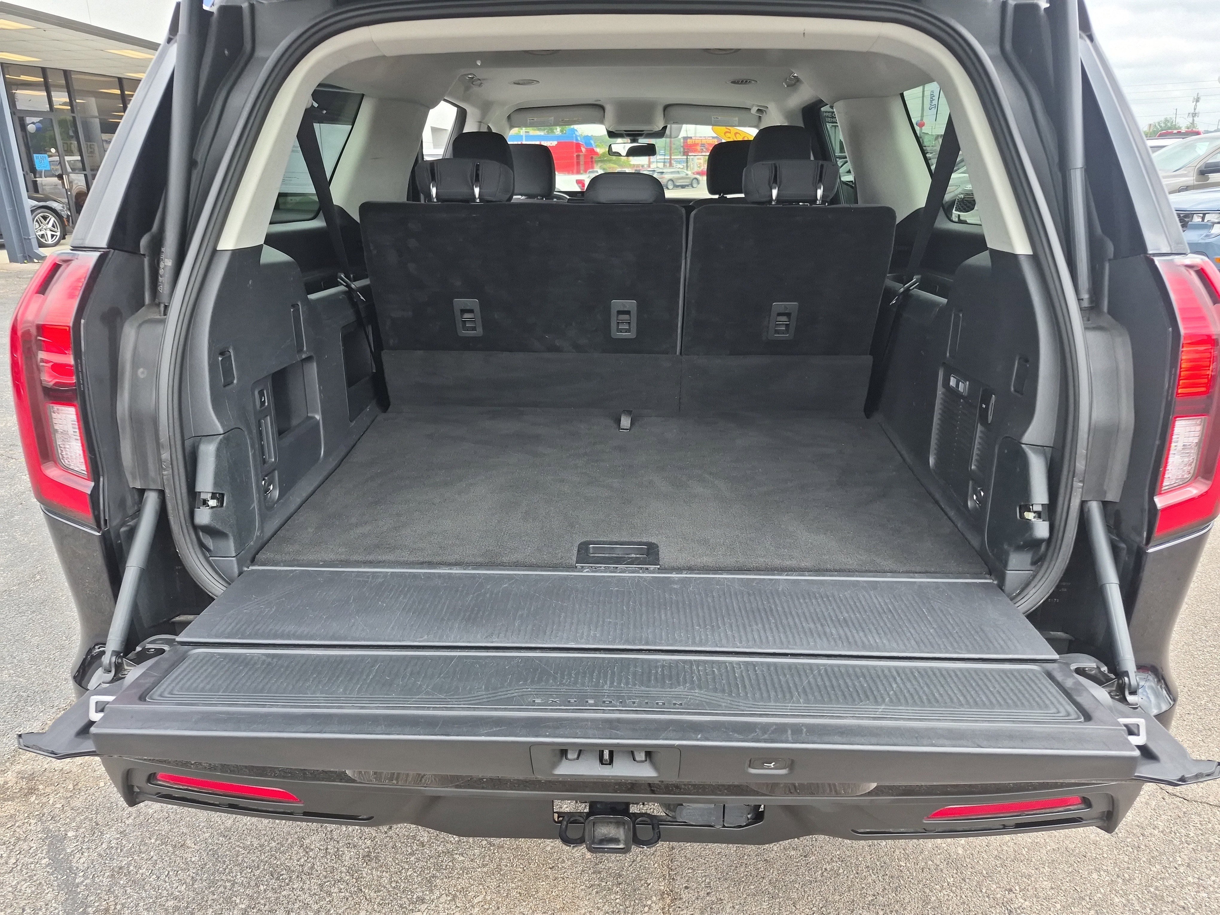 Certified 2025 Ford Expedition Max Active AWD/4WD image 18