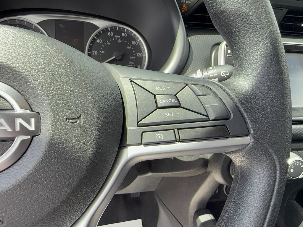 Used 2022 Nissan Kicks S FWD image 22