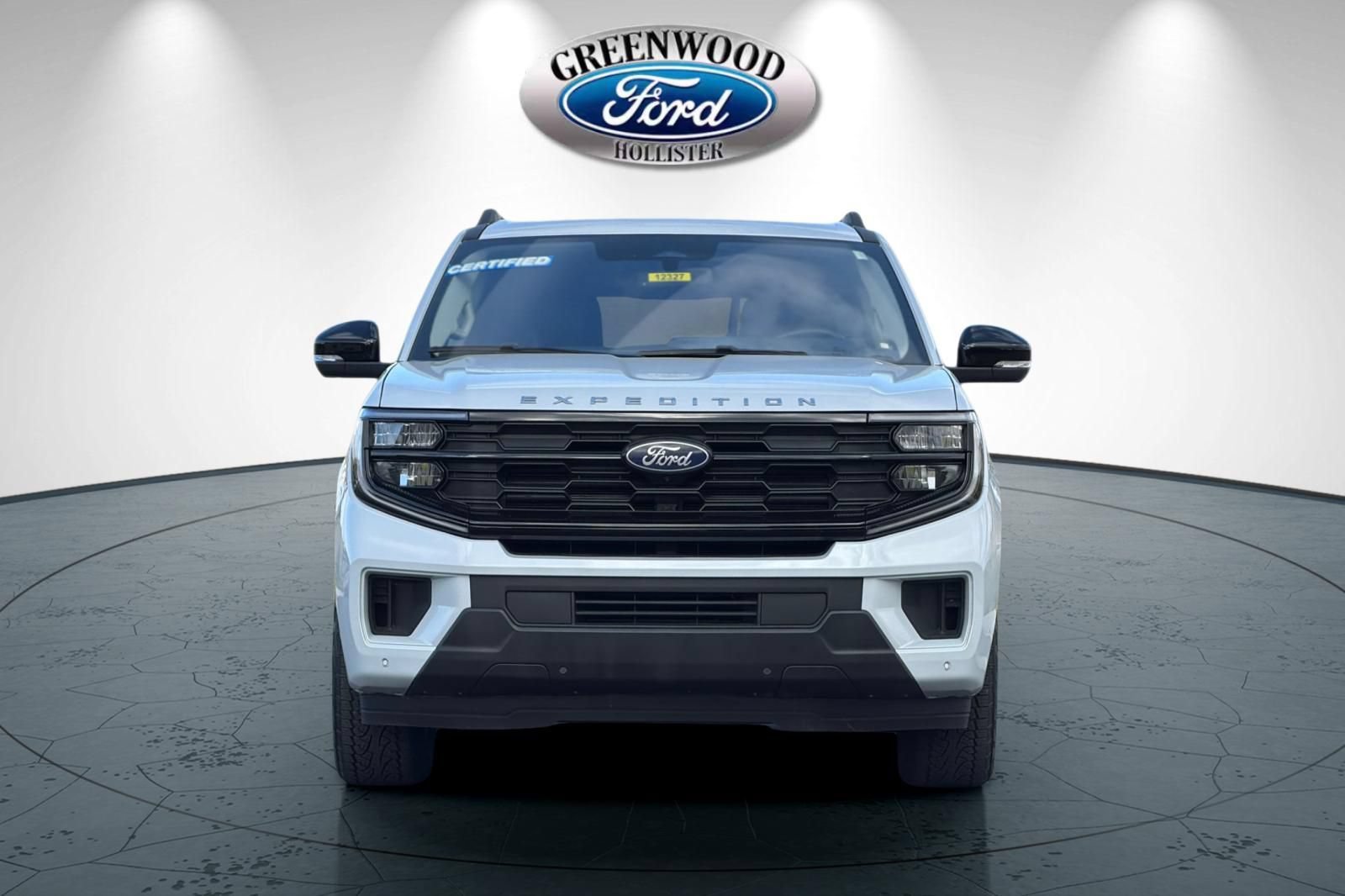 Certified 2025 Ford Expedition Active AWD/4WD image 9