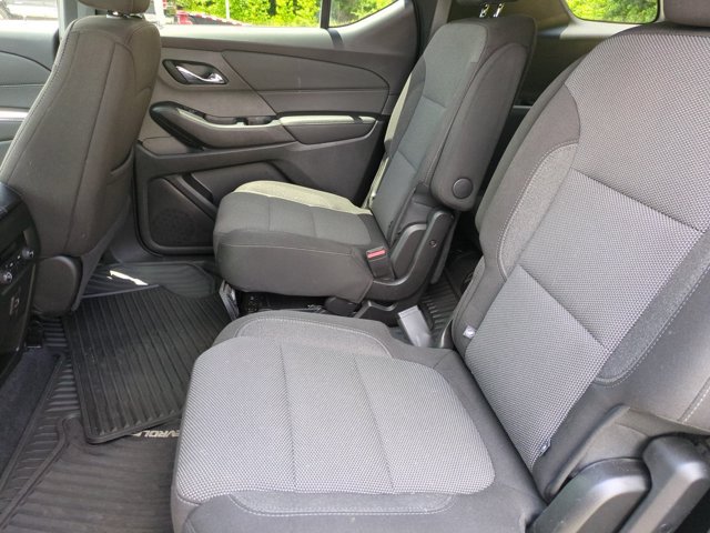Used 2023 Chevrolet Traverse LT FWD image 29