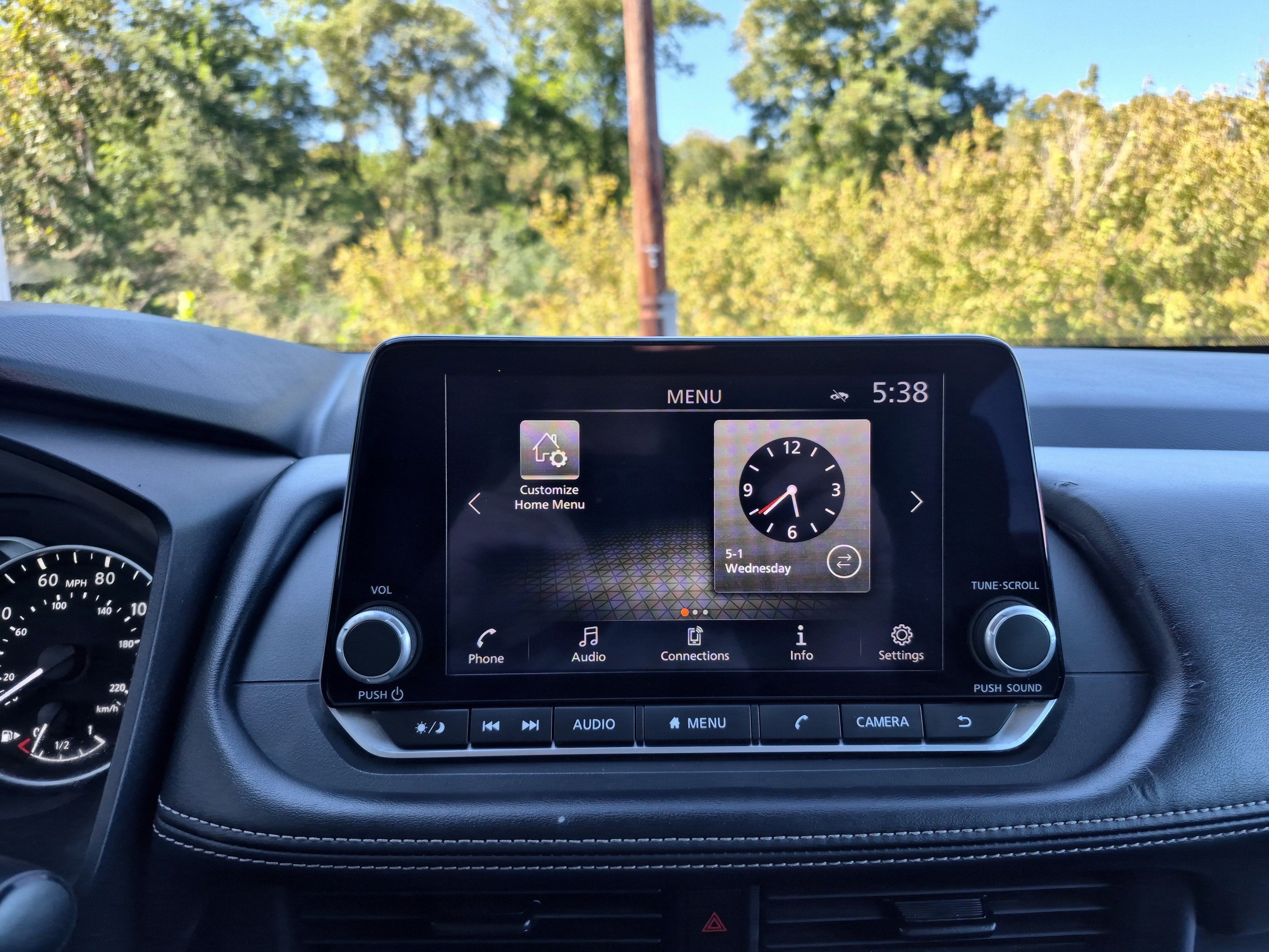 Used 2024 Nissan Rogue S image 30