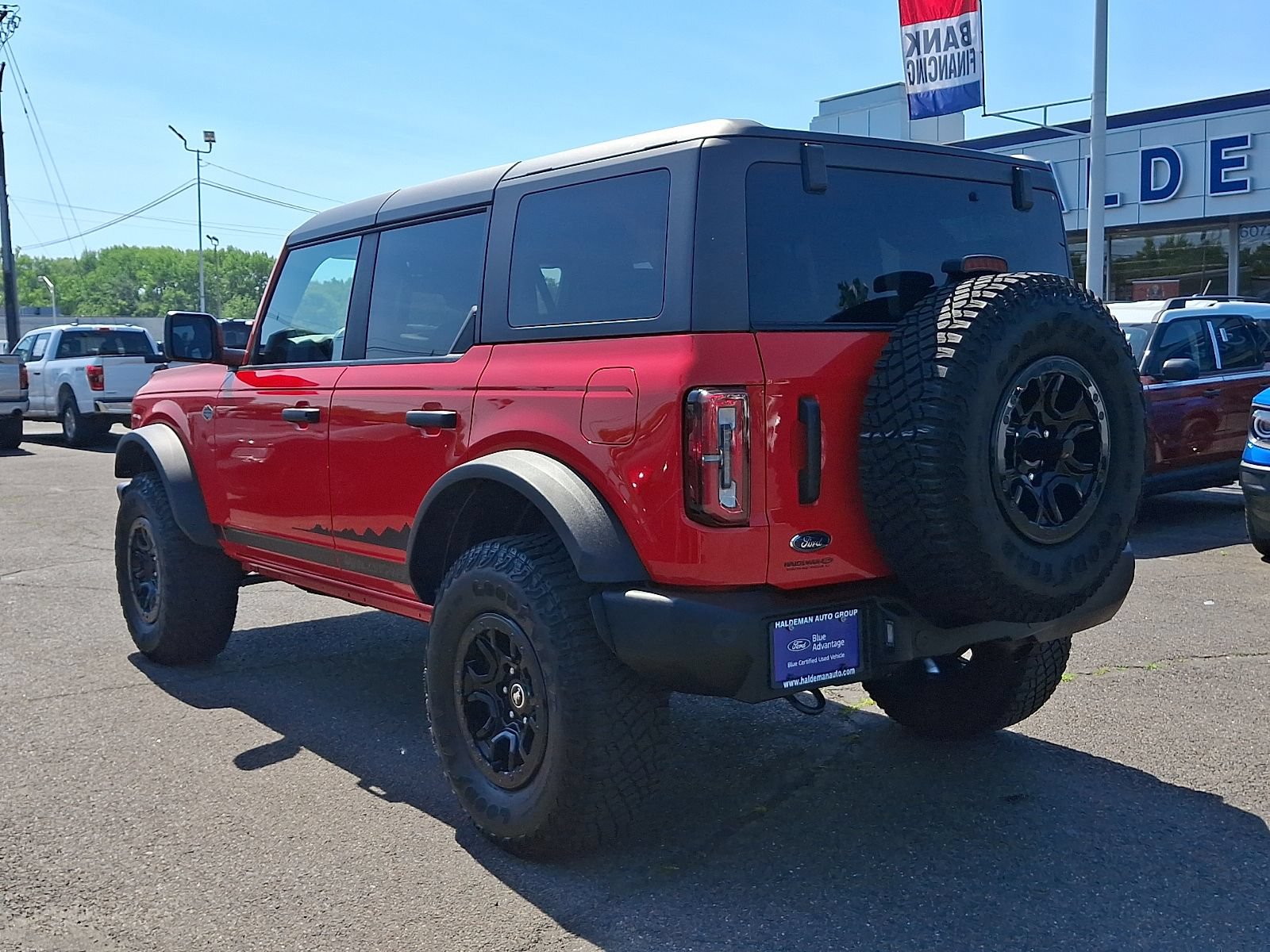 Certified 2023 Ford Bronco Wildtrak AWD/4WD image 5