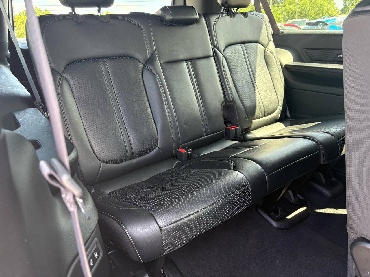 Used 2024 Jeep Wagoneer L Series II w/ Flexible Seating Group image 58