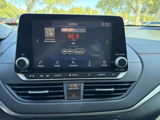 Used 2020 Nissan Altima 2.5 SR FWD image 25