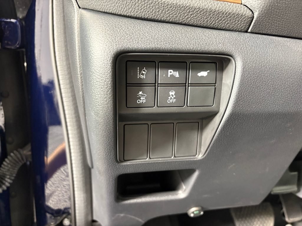 Used 2022 Honda CR-V Touring image 14