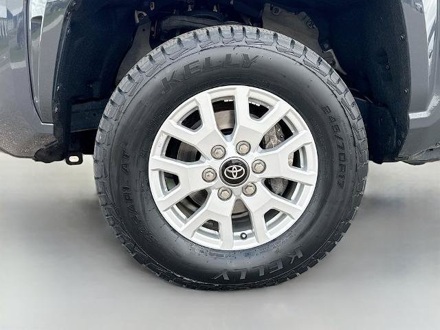Used 2024 Toyota Tacoma SR5 AWD/4WD image 23