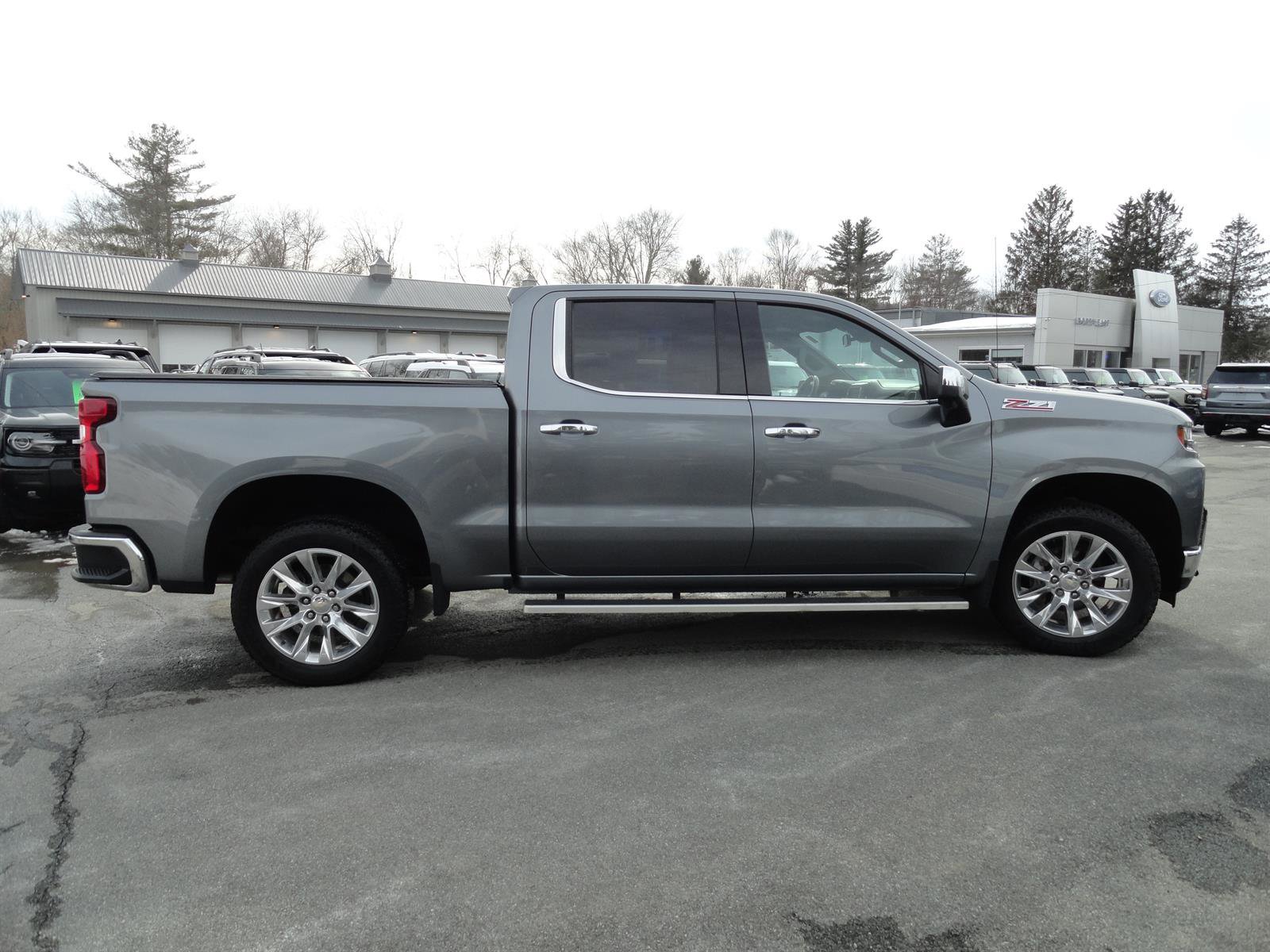 Used 2022 Chevrolet Silverado 1500 LTZ w/ LTZ Premium Package image 6