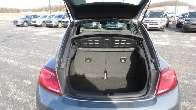 Used 2019 Volkswagen Beetle 2.0T S image 25