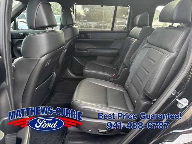 Used 2024 Hyundai Santa Fe Calligraphy FWD image 11