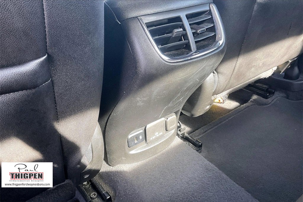 Used 2024 Chevrolet Malibu LT image 32