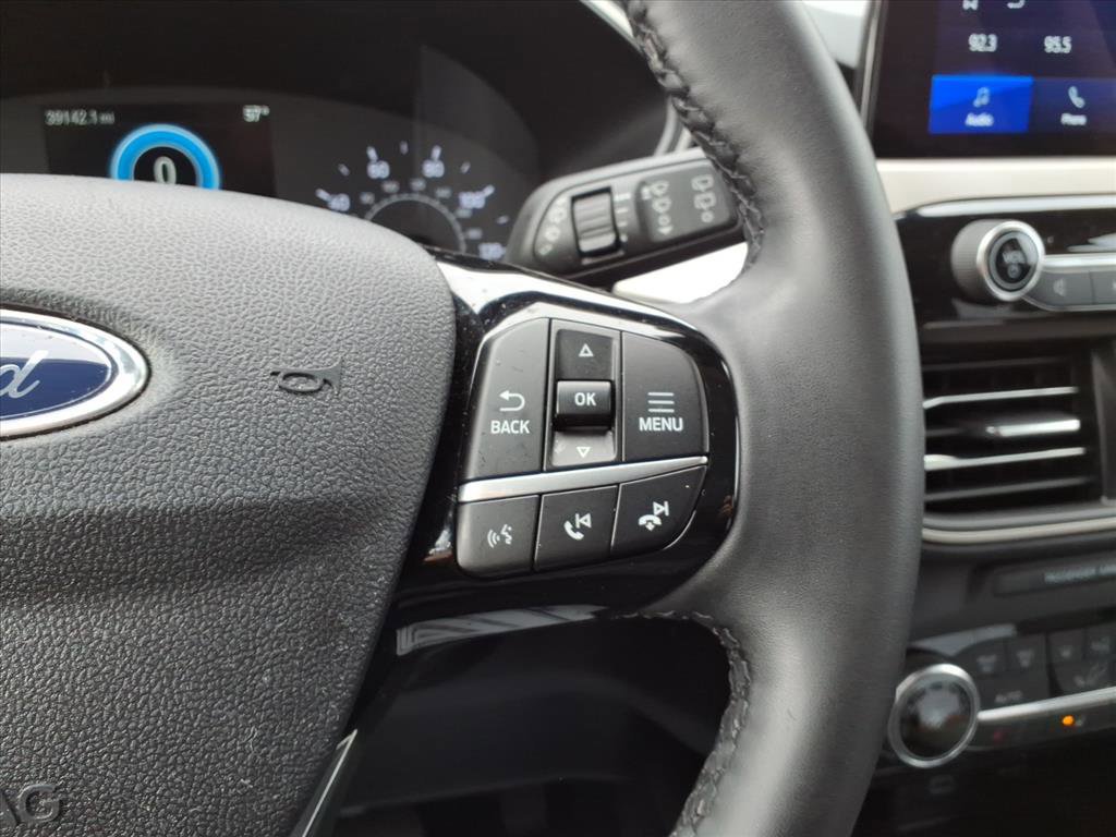 Certified 2022 Ford Escape SE w/ Cold Weather Package image 17