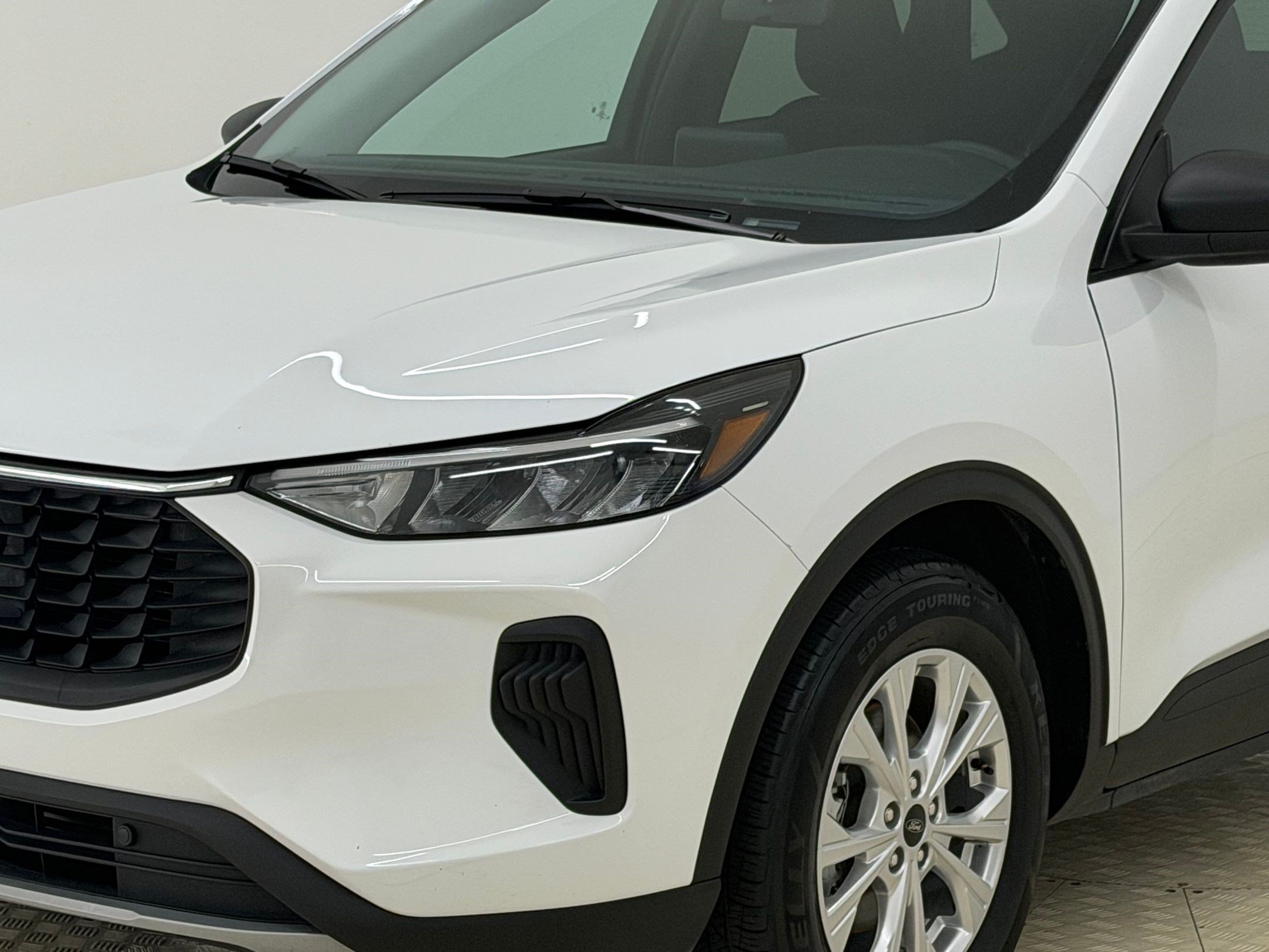 Certified 2025 Ford Escape Active FWD image 25