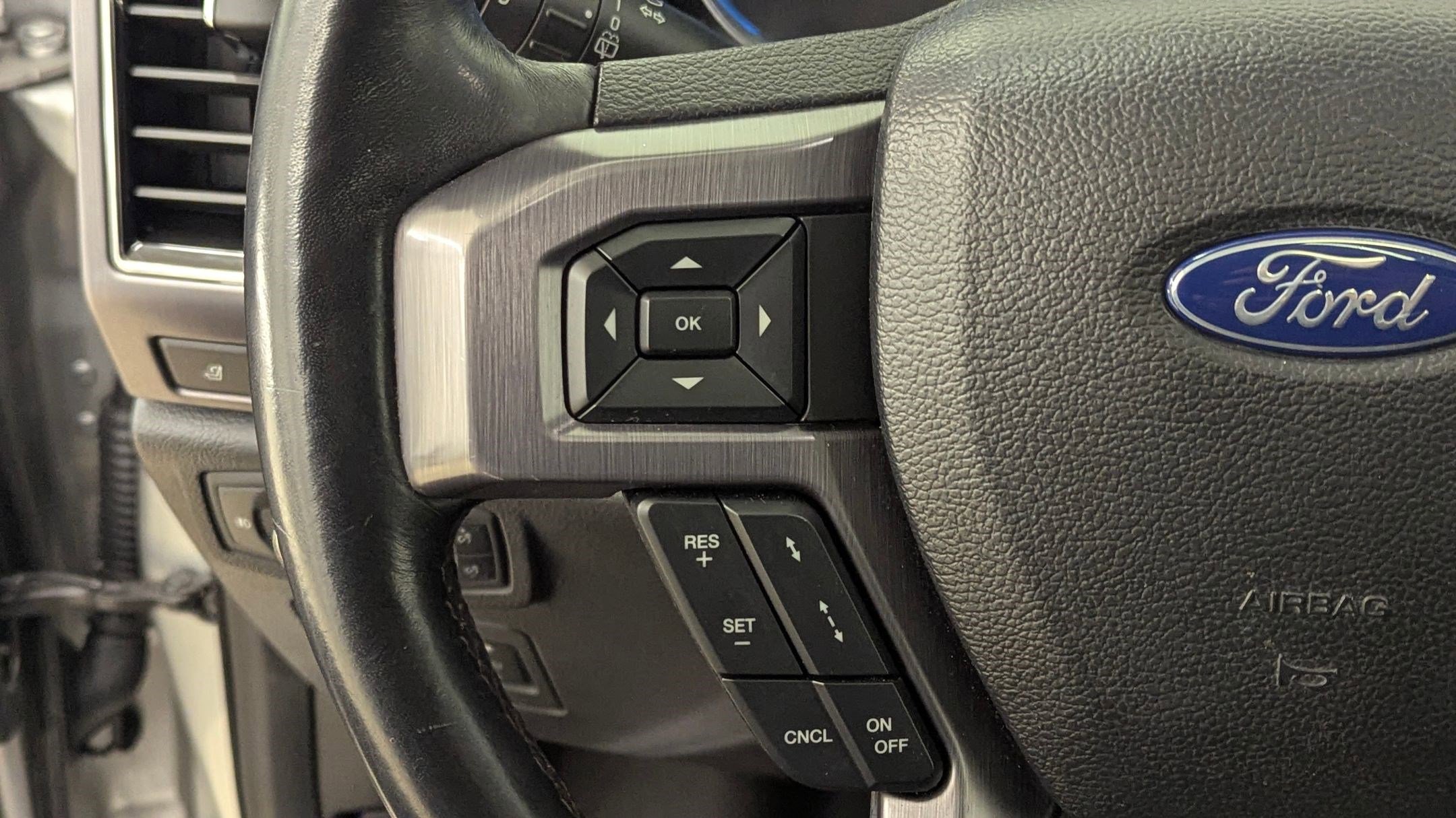 Certified 2019 Ford Expedition Platinum image 16