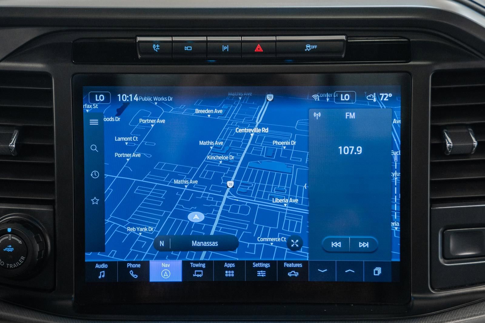 Certified 2024 Ford F150 Lariat w/ Equipment Group 502A High image 31