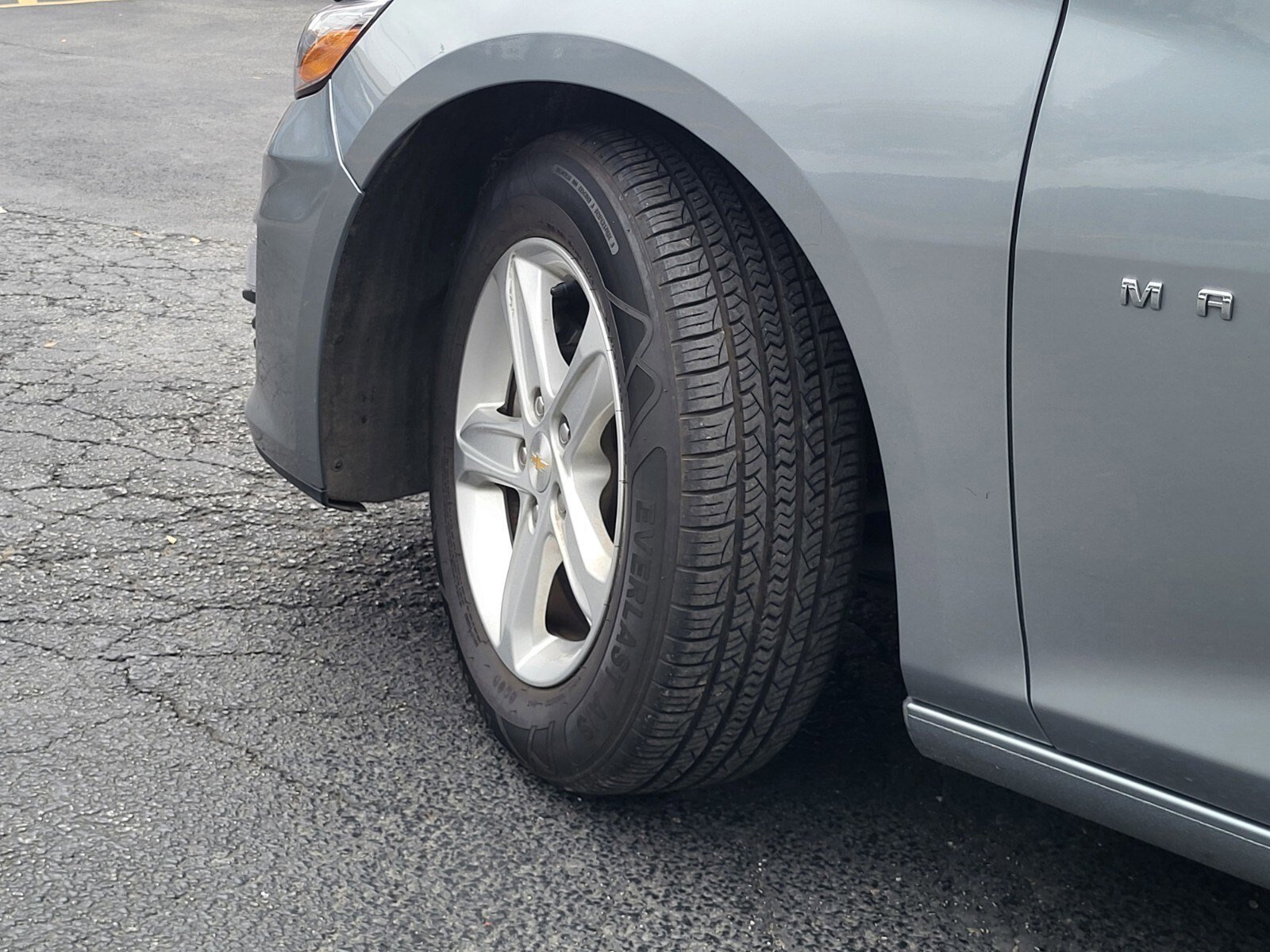 Used 2024 Chevrolet Malibu LT image 33