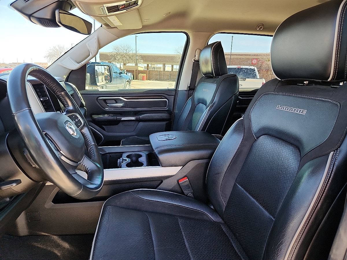 Used 2022 RAM 1500 Laramie AWD/4WD image 7