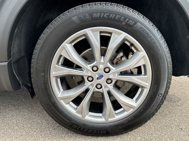 Certified 2023 Ford Explorer Limited w/ Equipment Group 301A AWD/4WD image 14