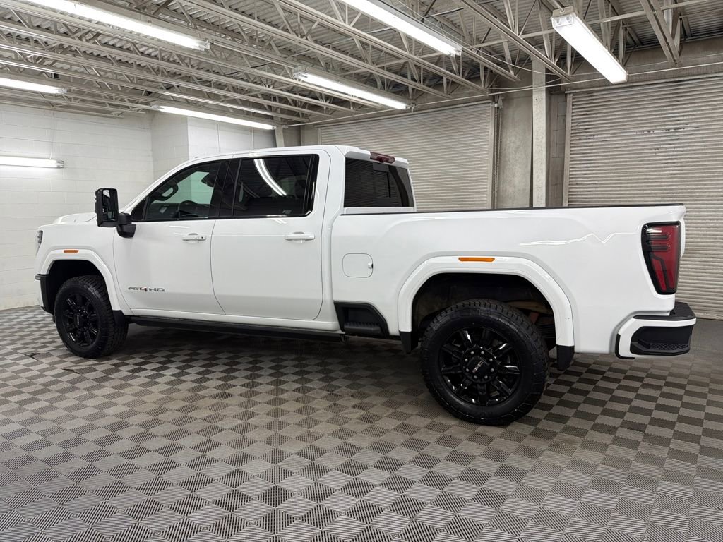 Used 2024 GMC Sierra 2500 AT4 w/ AT4 Premium Plus Package image 13