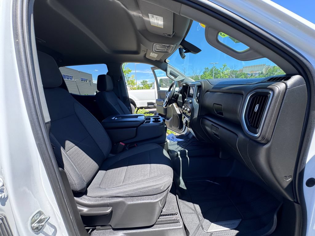 Used 2020 Chevrolet Silverado 1500 LT w/ All-Star Edition AWD/4WD image 29
