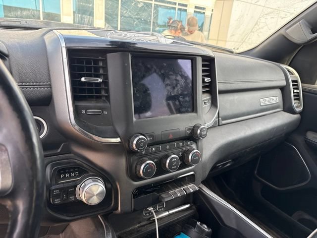 Used 2020 RAM 1500 Laramie w/ Sport Appearance Package AWD/4WD image 9