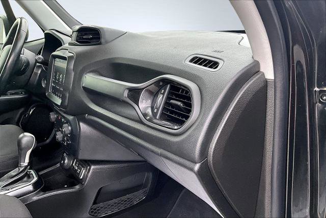 Used 2018 Jeep Renegade Altitude w/ UConnect 8.4 Nav Group image 17