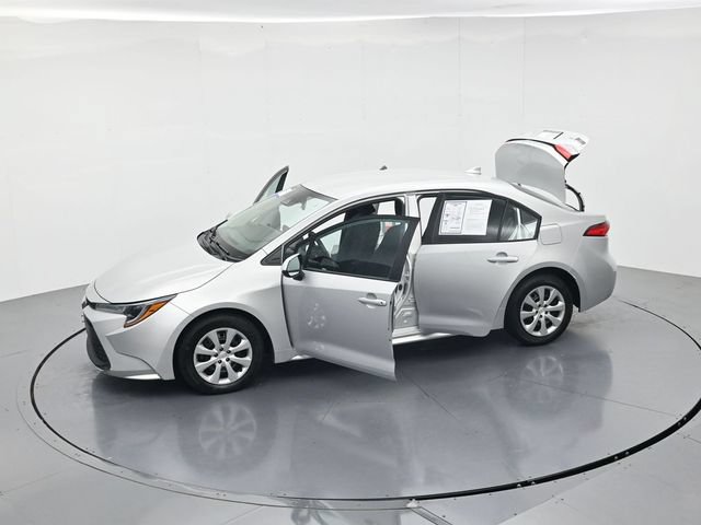 Used 2024 Toyota Corolla LE FWD image 48