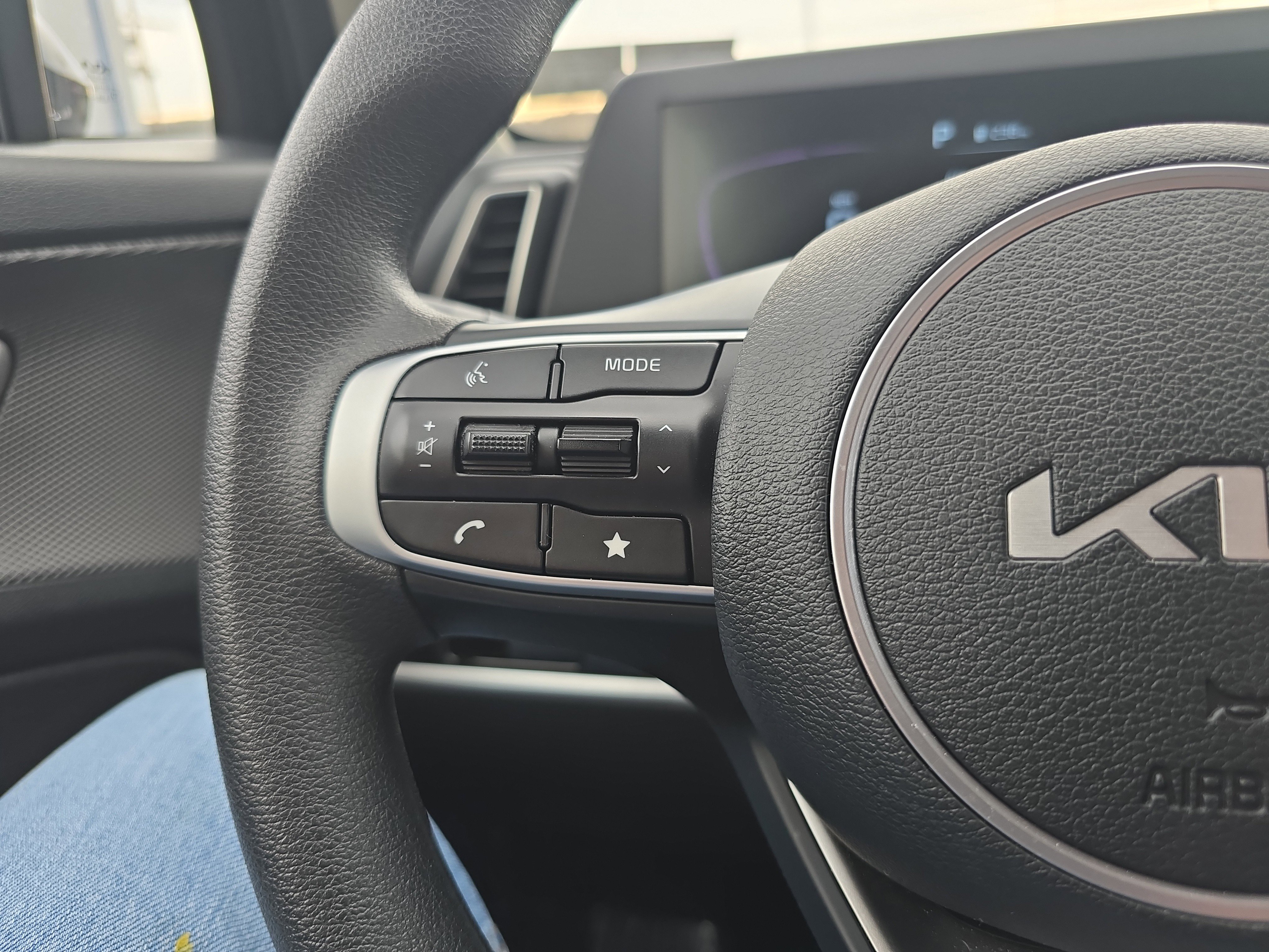 Used 2023 Kia Sportage LX AWD/4WD image 21