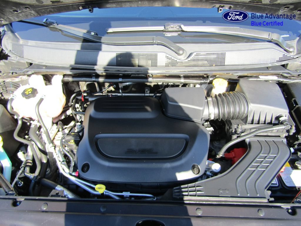 Used 2025 Chrysler Pacifica Limited FWD image 47